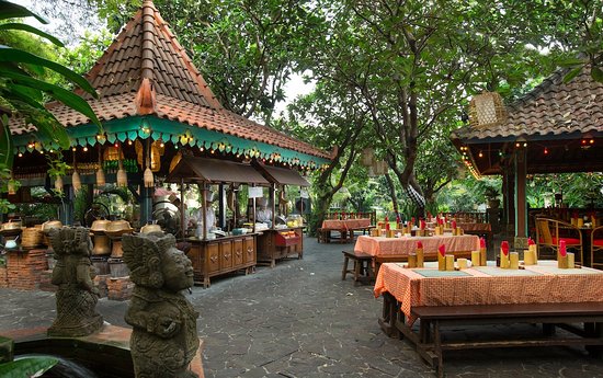 Tempat Makan Terbaik Untuk Buka Puasa (Bukber) di Surabaya