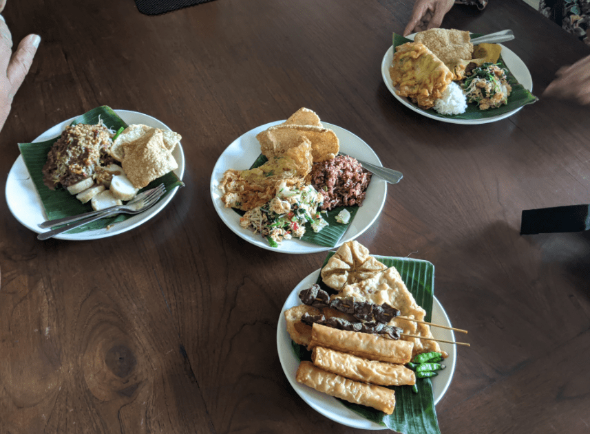 12 Tempat Makan di Solo Paling Enak yang Wajib dikunjungi