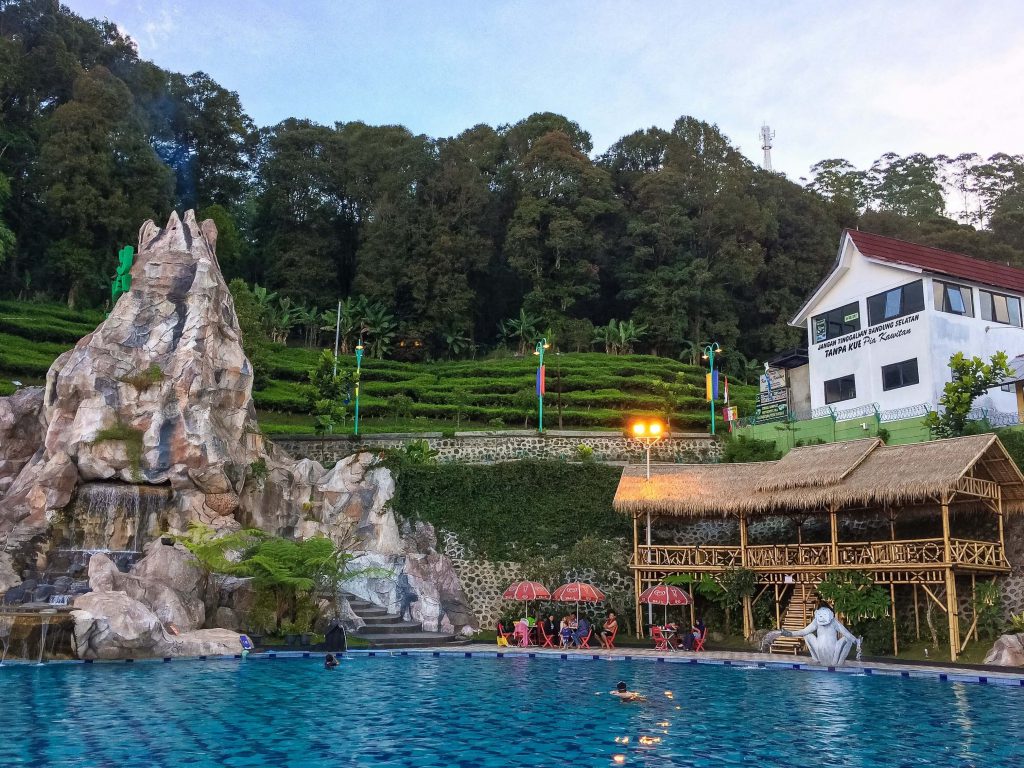 40 Tempat Wisata di Bandung yang Wajib dikunjungi 2025