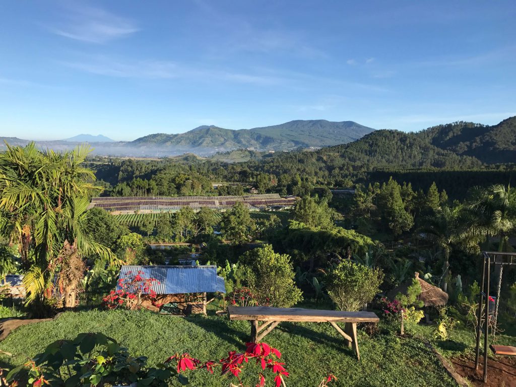 10 Tempat Glamping di Bandung Untuk Liburan Terbaik