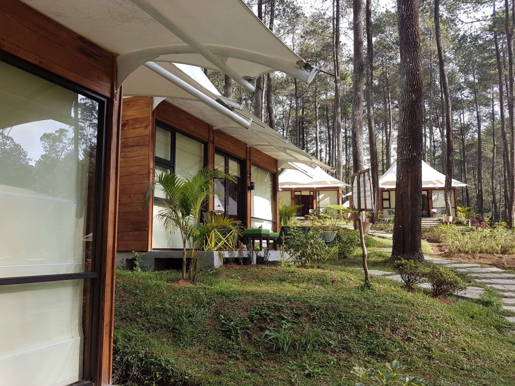10 Tempat Glamping di Bandung Untuk Liburan Terbaik