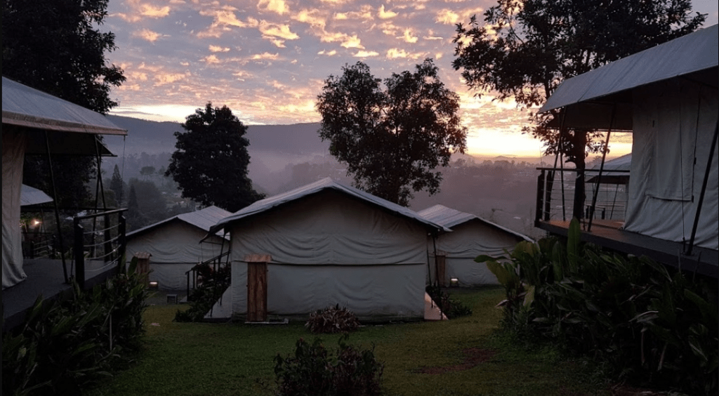 10 Tempat Glamping di Bandung Untuk Liburan Terbaik