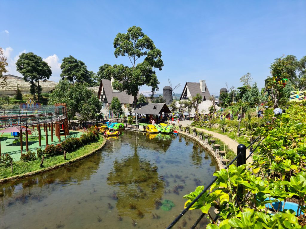 40 Tempat Wisata di Bandung yang Wajib dikunjungi 2025