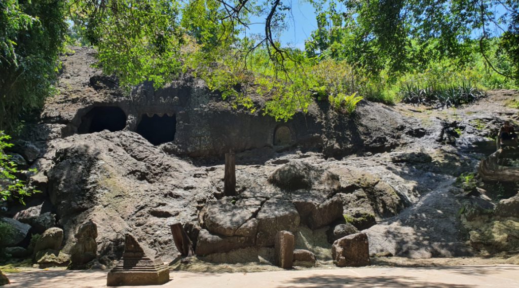 17 Tempat Wisata di Kediri yang Lagi Hits Terbaru 2025