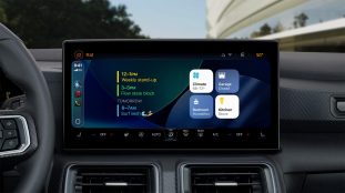 Apple iOS 26 CarPlay debut-5