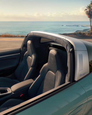 2025 Porsche 911 Carrera 4S Targa-6