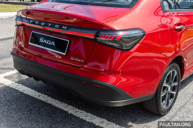 2026-Proton-Saga-1.5-Premium-MC3-Malaysia-Ext-22, Heavily-revised AMA platform with HPF steel panels, Six airbags and AEB, but only on top-spec Premium, High-output BHE15PFI, timing chain, 14.04% lower fuel consumption, New front and rear fascias with LED head- and taillights, Screens galore, plus wireless Apple CarPlay and Android Auto, Brief first impressions – quicker than Bezza, big car feel, Executive versus Premium spec comparison