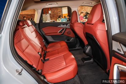 2026-BMW-iX1-eDrive20L-Malaysia-Int-41