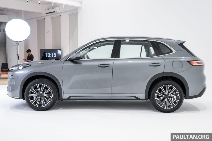 2026-Proton-eMas7-PHEV-Preview-Premium-Ext-8