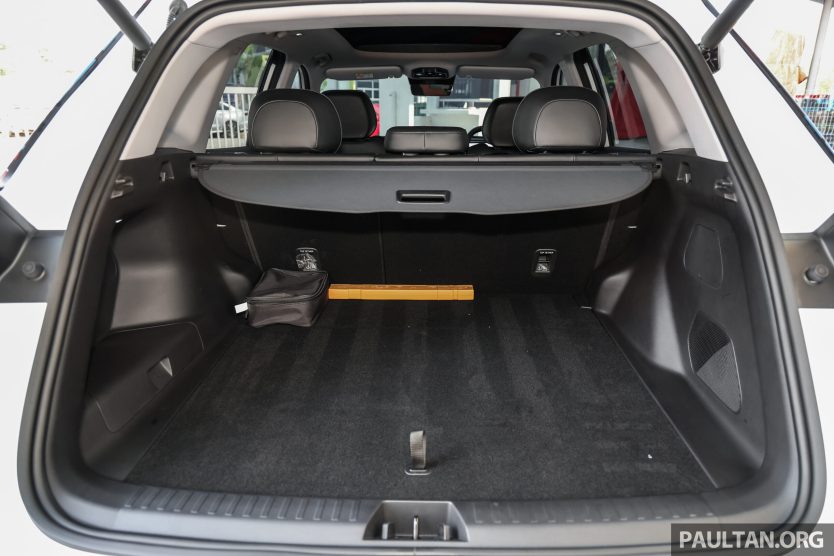 2026-Proton-eMas7-PHEV-Preview-Premium-Plus-Int-109