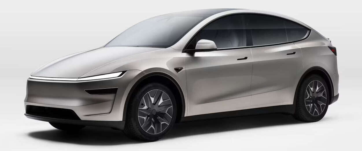 Tesla Model Y L Australia 15