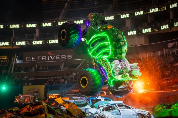 Hot Wheels Monster Trucks Live Glow-N-Fire Malaysia-5