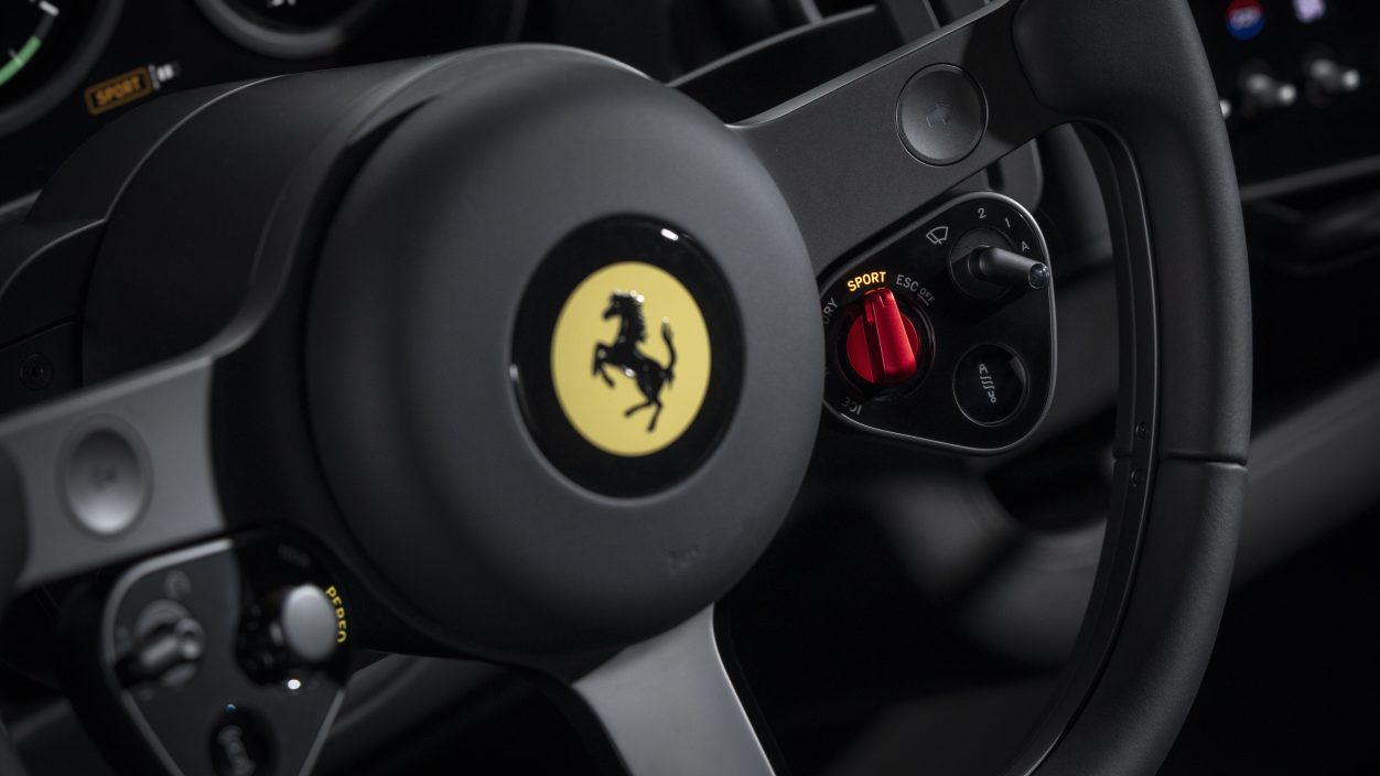 Ferrari Luce 16