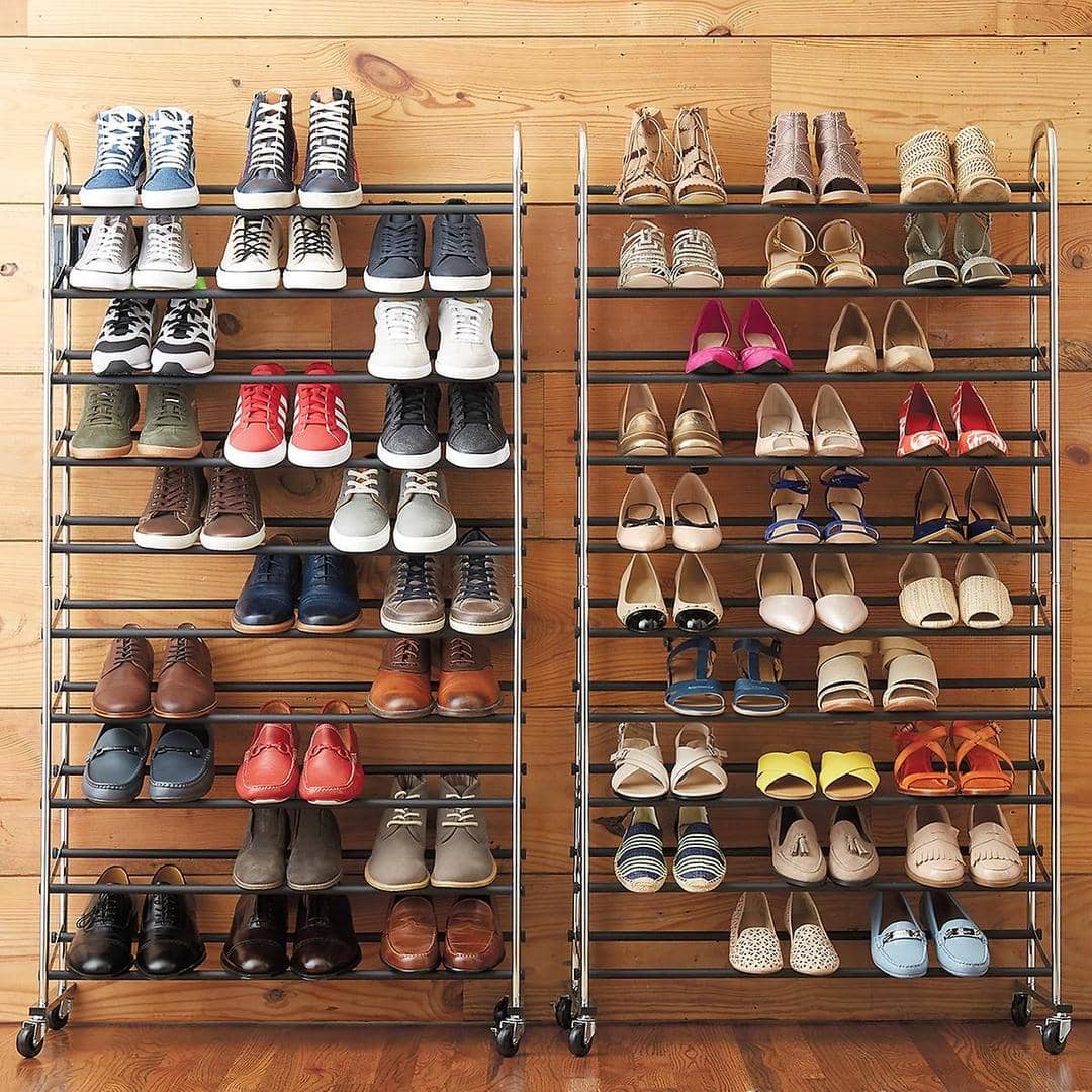 1. Bersihan sebelum disimpan, 2. Urutkan berdasarkan warna dan fungsi, 3. Simpan sepatu secara rapi dalam suhu yang stabil, 4. Pilih rak sebagai pilihan untuk merapikan sepatu, 5. Semakin rapi, simpan sepatu kamu dalam kotak plastik