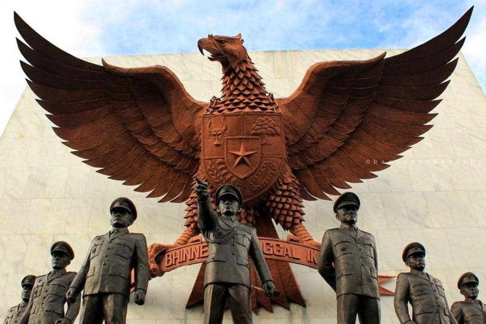 flickr.com/bastamanografi, 1. Sejarah pembangunan Monumen Pancasila Sakti, 2. Tempat yang bisa dikunjungi di Monumen Pancasila Sakti, 3. Lokasi Monumen Pancasila Sakti, 4. Jam operasional dan harga tiket Monumen Pancasila Sakti