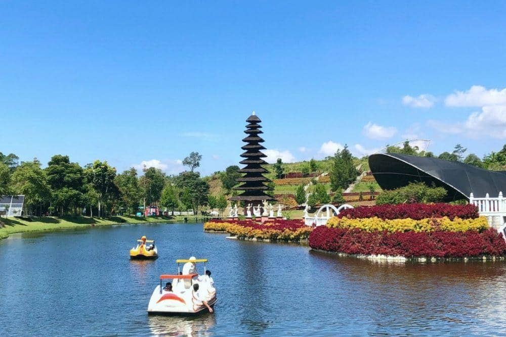 1. Lokasi Taman Lembah Dewata, 2. Harga tiket dan jam buka Taman Lembah Dewata, 3. Daya tarik Taman Lembah Dewata, 4. Tips berkunjung ke Taman Lembah Dewata