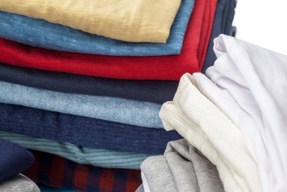 1. Apa itu bahan polyester?, 2. Kelebihan bahan polyester, 3. Kekurangan bahan polyester, 4. Jenis bahan polyester