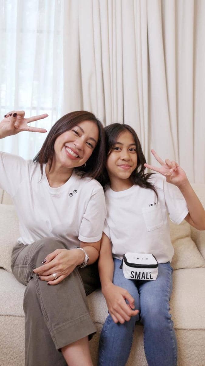 UNIQLO x ANYA HINDMARCH T-SHIRT SHOP4.jpeg