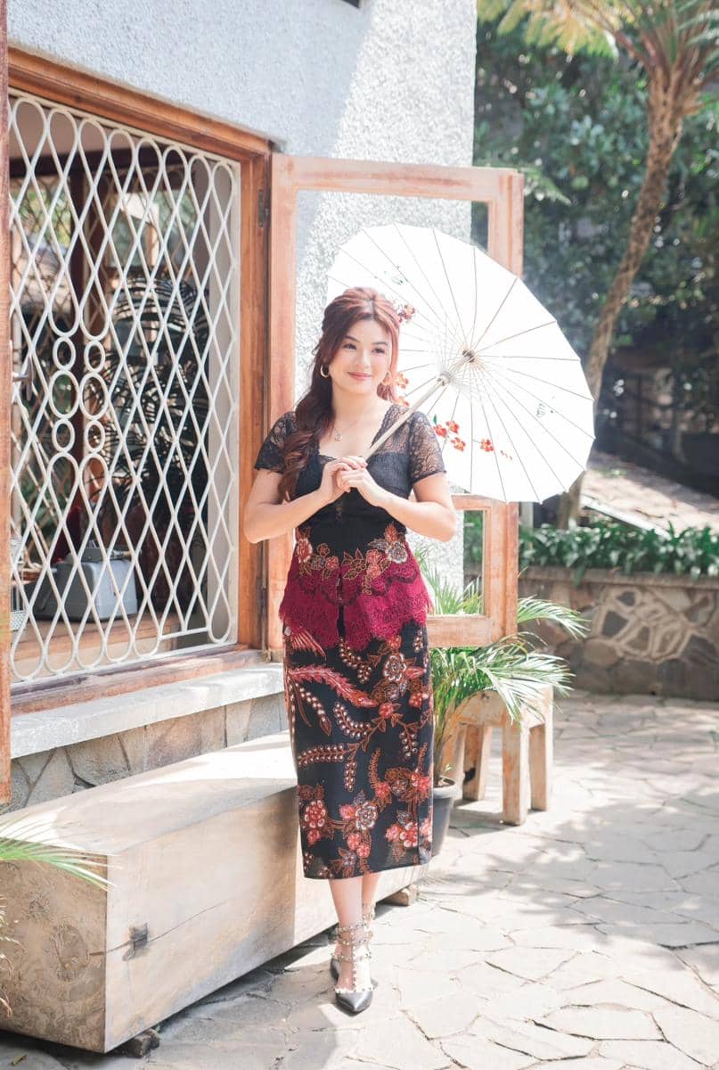 hokiscloset.com2.jpg, 1. Kebaya Bali, 2. Kebaya Encim Brokat, 3. Kebaya Encim, 4. Kebaya Encim Modern, 5. Kebaya Modern