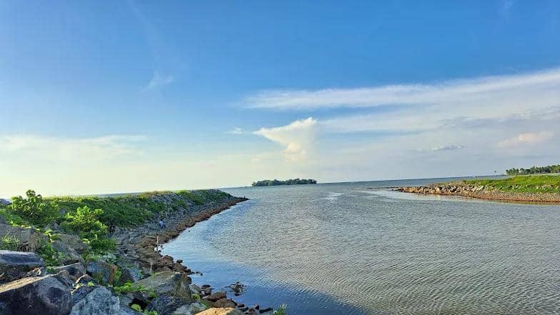 Pantai Batakan Baru, 1. Lokasi dan rute Pantai Batakan Baru, 2. Jam buka dan harga tiket Pantai Batakan Baru, 3. Fasilitas Pantai Batakan Baru, 4. Daya tarik Pantai Batakan Baru, 5. Aktivitas seru di Pantai Batakan Baru