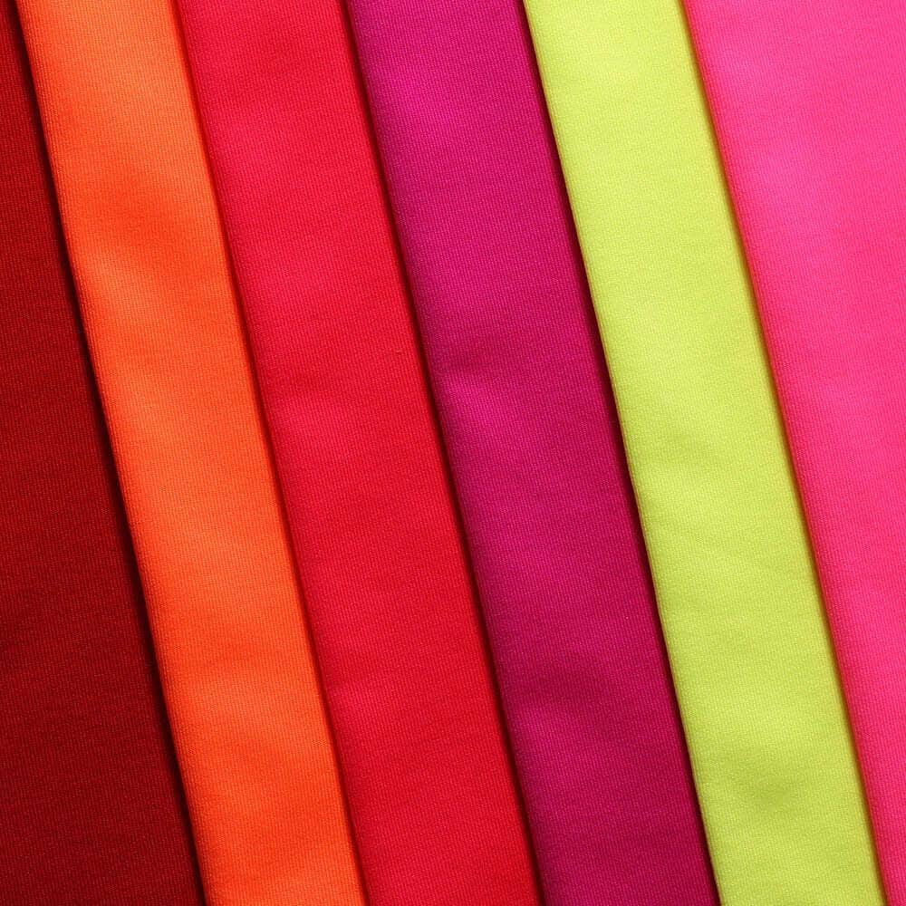 rexfabrics.us.jpg, 1. Bahan Nylon, 2. Bahan Polyester, 3. Perbedaan daya tahan, 4. Perbedaan daya serap, 5. Mana yang lebih dingin?