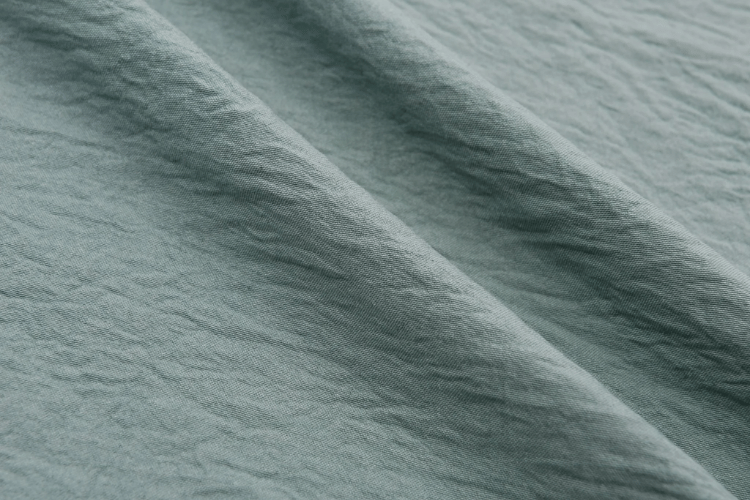 Cover Crinkle Airflow - gkfashionfabrics.com.png, 1. Bahan crinkle airflow, 2. Kelebihan bahan crinkle airflow, 3. Kekurangan bahan crinkle airflow, 4. Bahan crinkle airflow, kenapa populer?, 5. Perawatan bahan crinkle airflow yang tepat