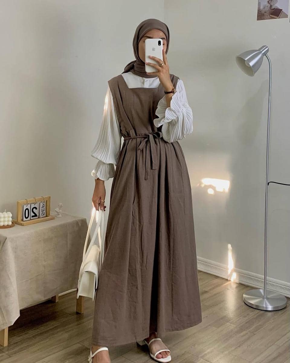 instagram.com:dailybysora.jpg, 1. Gamis tanpa lengan simpel, 2. Gamis tanpa lengan U-neck, 3. Gamis tanpa lengan aksen ruffle, 4. Gamis tanpa lengan aksen pita, 5. Gamis tanpa lengan aksen tali pinggang