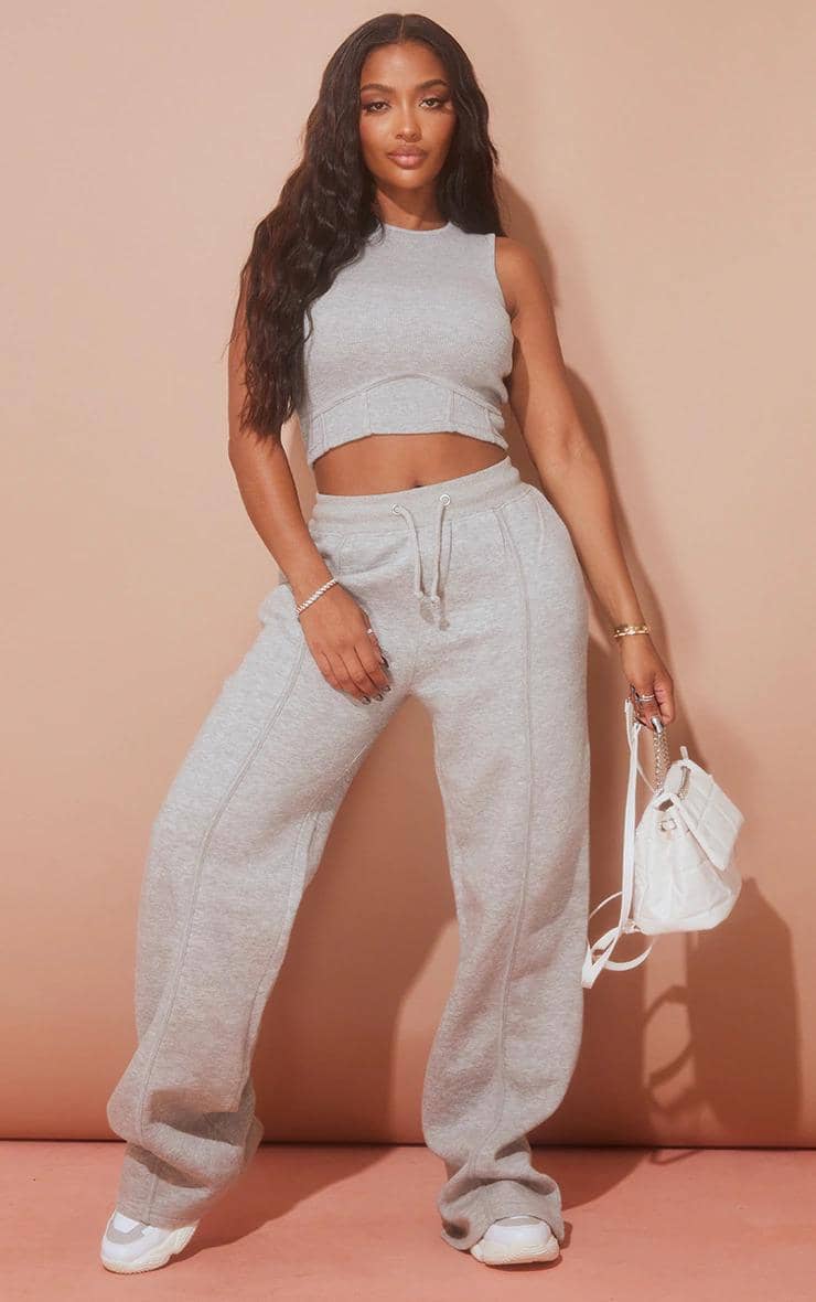 prettylittlething.com.jpg, 1. Sweatpants Pendek, 2. Sweatpants Cargo, 3. Sweatpants Baggy, 4. Sweatpants High Waist, 5. Sweatpants Flare