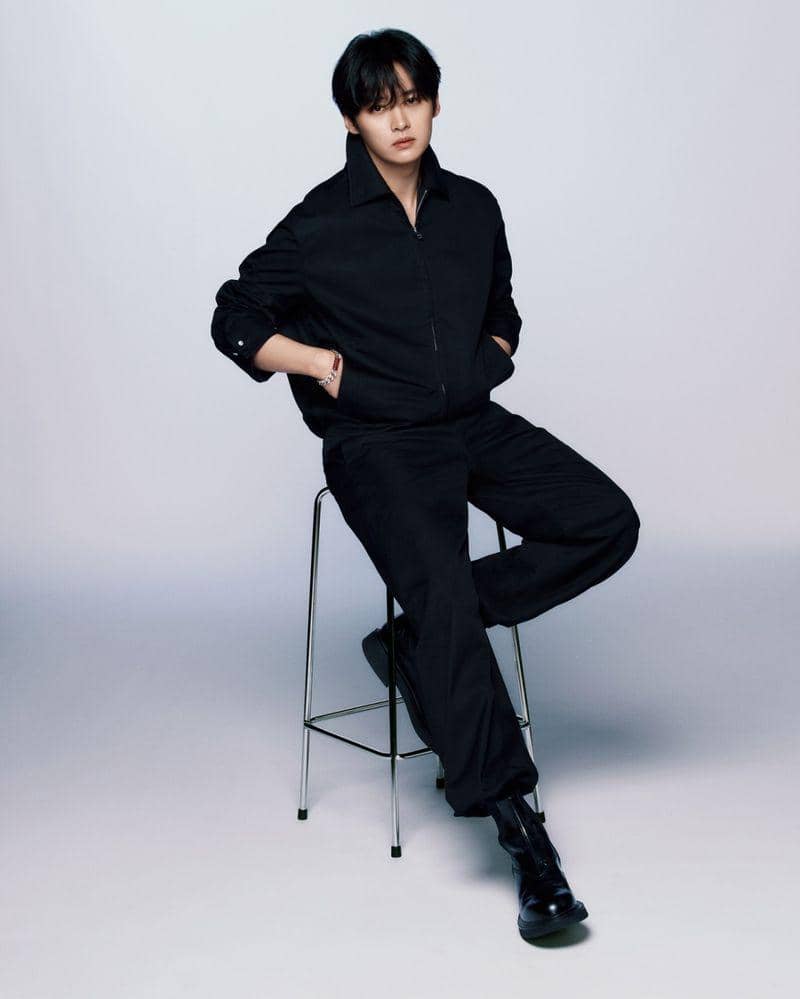 lee-know-stray-kids-1751277055741.jpeg