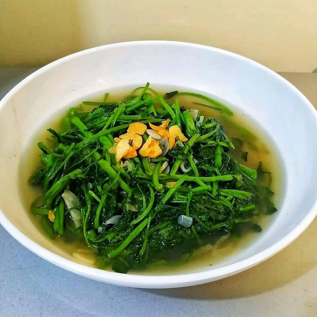 Olahan selada, 1. Resep salad sayur, 2. Tumis selada saus tiram, 3. Resep omelet selada, 4. Tortila isi selada daging sapi, 5. Resep selada siram bawang putih