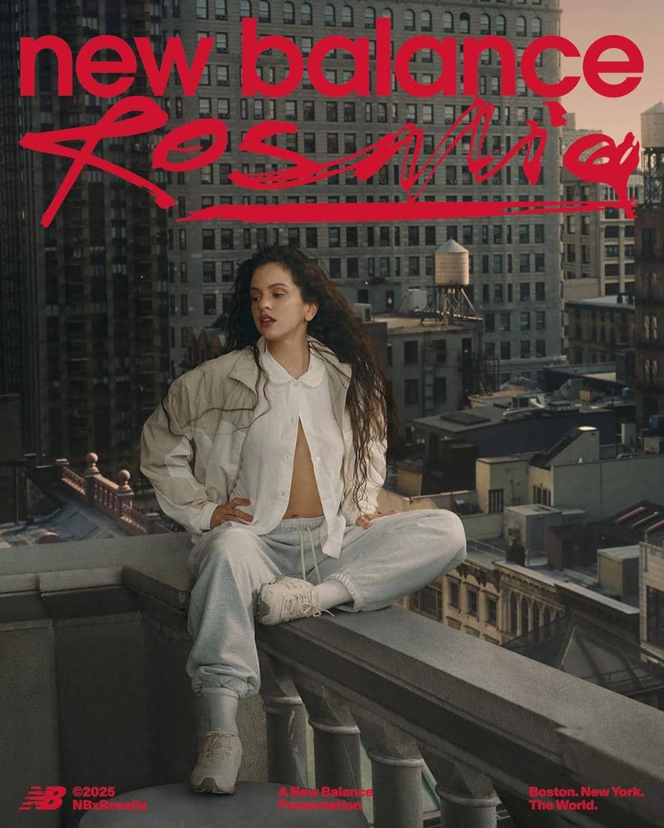 NB ©2025Rosalía- The AmbassadorA New Balance Presentation.Boston. New York. The World..jpg, 1. Merilis kampanye sinematik “The Ambassador”, 2. Mengangkat nilai kolaborasi yang sejalan dengan DNA New Balance, 3. Peluncuran Sepatu 204L sebagai sorotan utama, 4. Estimasi New Balance 204L “Mushroom” rilis di Indonesia