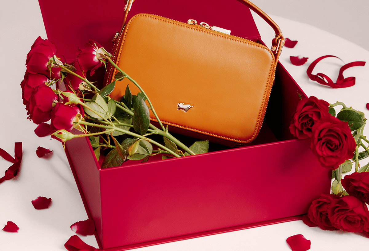 Braun Buffel box.png, 1. Kualitas kulit premium , 2. Logo dan jahitan, 3. Label dan kode produk, 4. Packaging dan sertifikat keaslian, 5. Tempat beli yang tepercaya