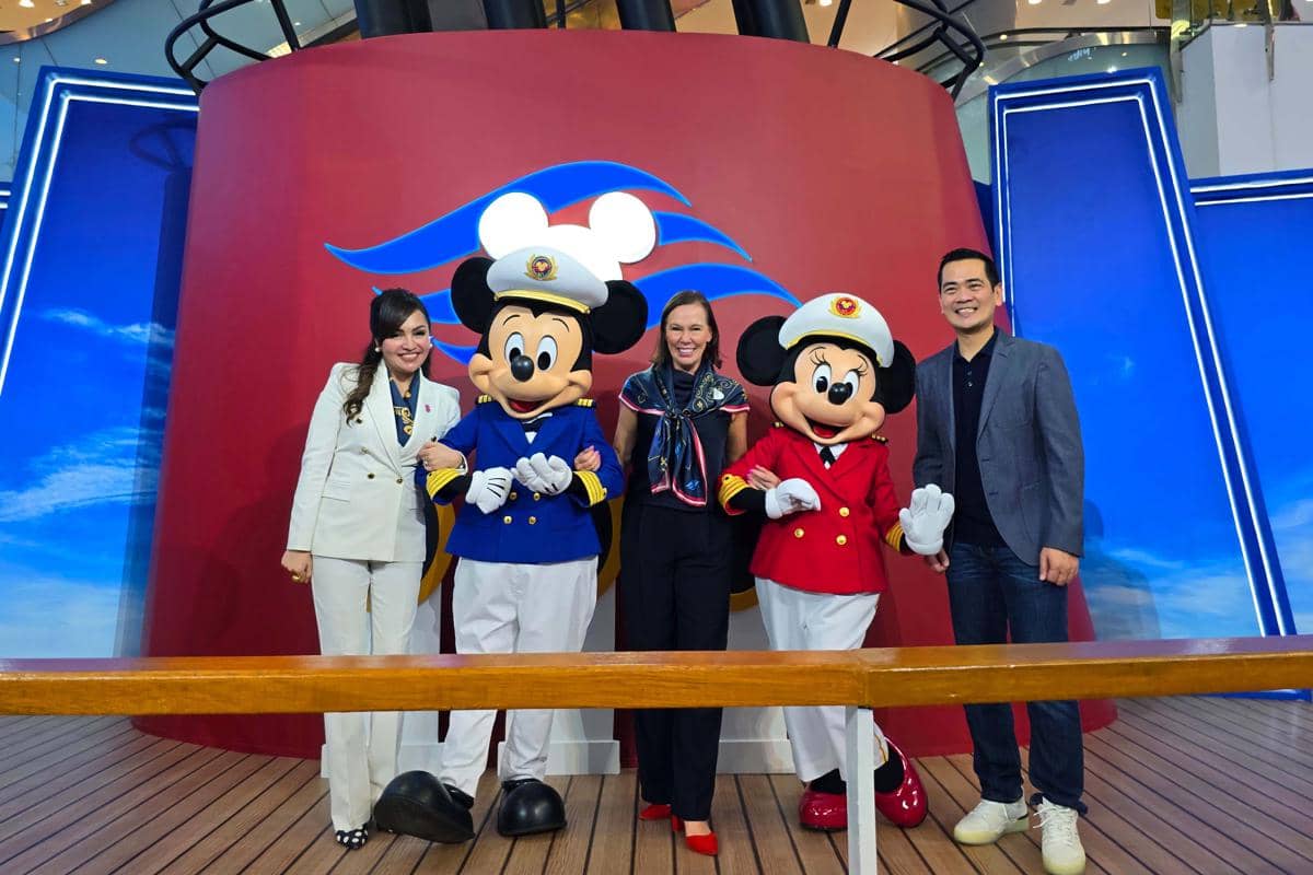 PR001.jpg, Main Atrium Grand Indonesia disulap menjadi instalasi bak dunia ajaib, Aktivitas menarik di berbagai instalasinya, Workshop kreatif dan menarik yang bisa kamu ikuti, Menangkan kesempatan untuk berlayar bersama Disney Adventure di sini!, Promo menarik lainnya selama event berlangsung, Jangan lupa ikuti juga social media competition-nya!