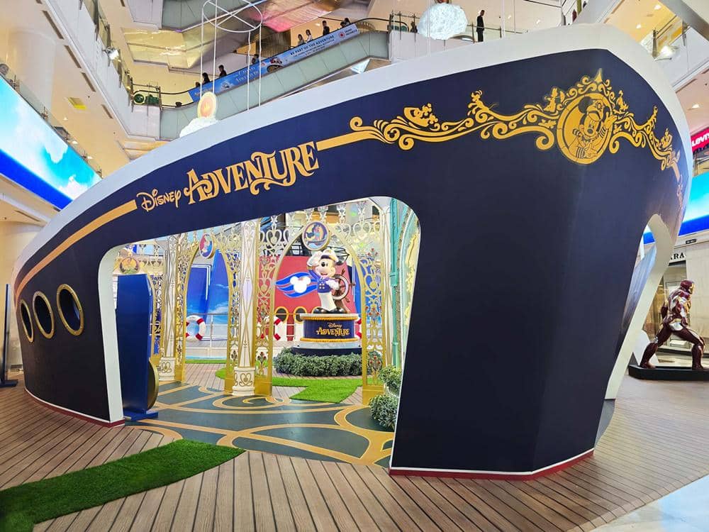PR003.jpg, Main Atrium Grand Indonesia disulap menjadi instalasi bak dunia ajaib, Aktivitas menarik di berbagai instalasinya, Workshop kreatif dan menarik yang bisa kamu ikuti, Menangkan kesempatan untuk berlayar bersama Disney Adventure di sini!, Promo menarik lainnya selama event berlangsung, Jangan lupa ikuti juga social media competition-nya!