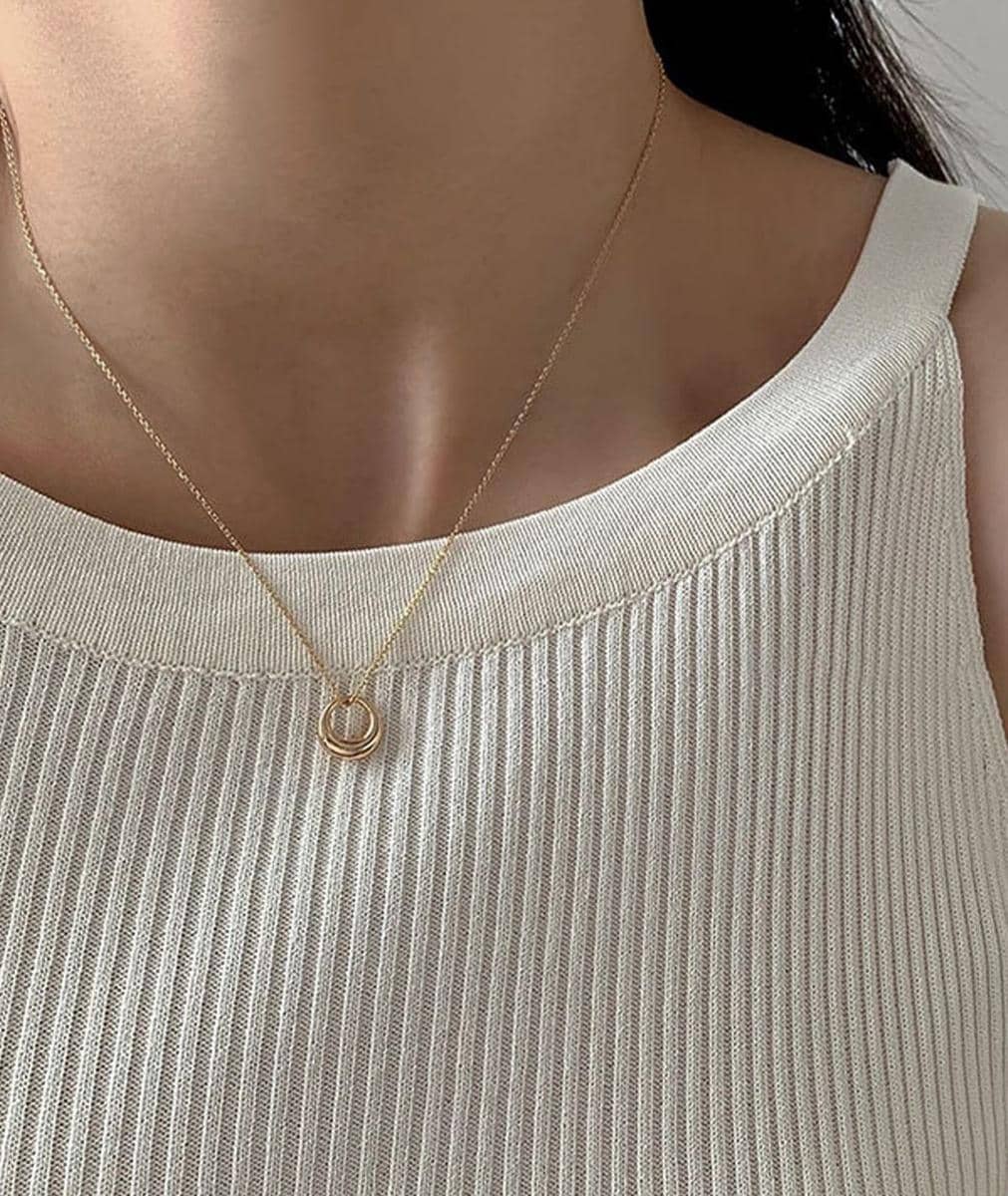 pinterest.com, 1. Kalung Milano Rantai Pipih, 2. Kalung Milano Snake Chain, 3. Kalung Milano Bertumpuk, 4. Kalung Milano Minimalis, 5. Kalung Milano Liontin
