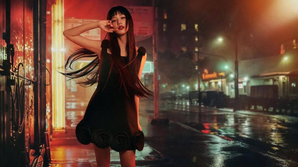 Jisoo-for-self-portrait-FW25-AI-Campaign-1-1536x864.jpg