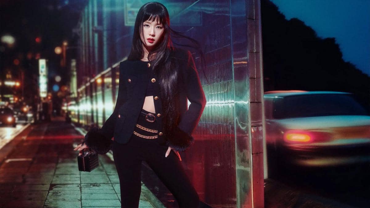 Jisoo-for-self-portrait-FW25-AI-Campaign-3-1536x864.jpg