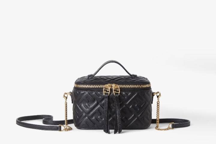 rekomendasi handbag Fendi, 1. Peekaboo ISeeU Small Blue Leather Bag with Laser-Cut Coral Bandana Motif, 2. Peekaboo ISeeU Petite Multicolour Woven Leather and Suede Bag, 3. Fendi Spy Small Pink Leather Bag, 4. Fendi Vanity Mini Bag , 5. Fendi Mini Roll Bag