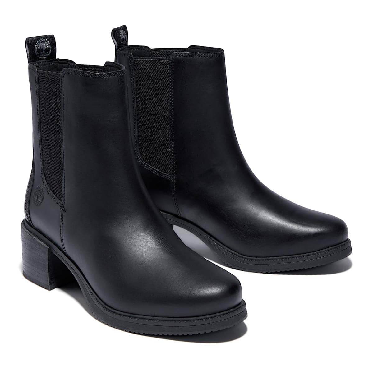 rekomendasi sepatu boots Timberland, 1. Women's Timberland® Premium 6-Inch Waterproof Boot, 2. Women’s Stone Street Platform Kiltie Boot, 3. Women's Allington Mid Lace-Up Boot, 4. Women's Dalston Vibe Mid Chelsea Boot, 5. Women's Everleigh Chelsea Boot