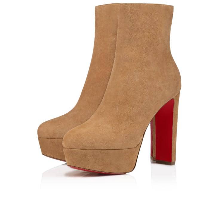 rekomendasi sepatu boots Christian Louboutin, 1. Christian Louboutin Miss Z Booty , 2. Christian Louboutin Santiabooty - Lionne, 3. Christian Louboutin Turela Low Boots, 4. Christian Louboutin Loo Booty - Lionne, 5. Christian Louboutin Dune Trott Alta - Lionne