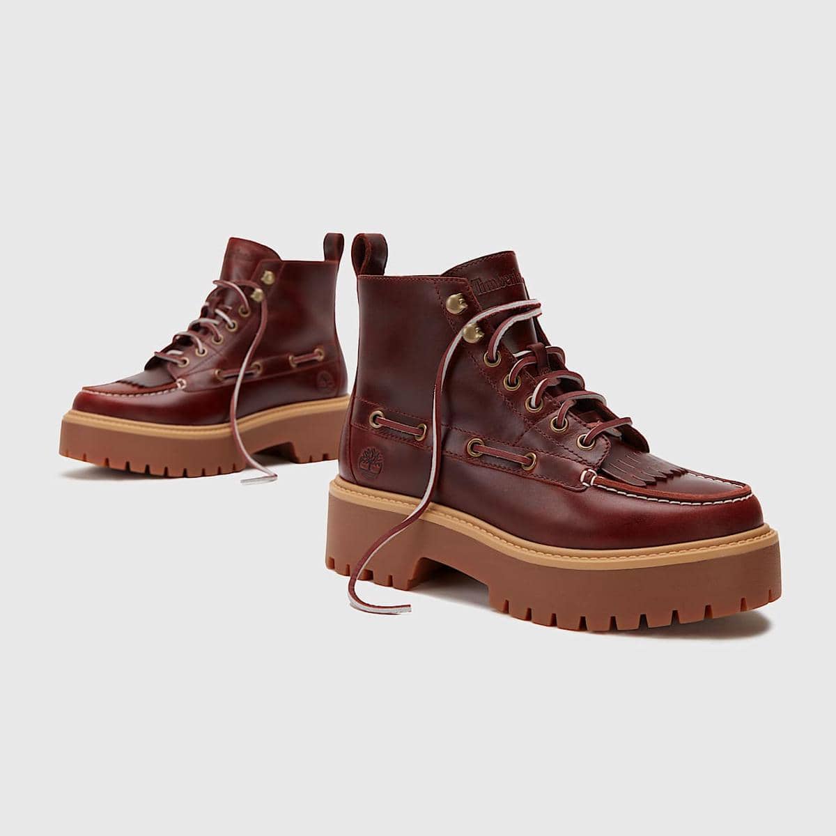 rekomendasi sepatu boots Timberland, 1. Women's Timberland® Premium 6-Inch Waterproof Boot, 2. Women’s Stone Street Platform Kiltie Boot, 3. Women's Allington Mid Lace-Up Boot, 4. Women's Dalston Vibe Mid Chelsea Boot, 5. Women's Everleigh Chelsea Boot