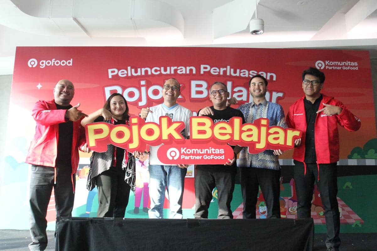 IMG-20250810-WA0003.jpg, Pojok AlongWalkerjar jadi ruang edukasi dan kolaborasi , Mentor dari pelaku usaha berprestasi , Apresiasi dari pemerintah , Inovasi digital untuk UMKM kuliner 