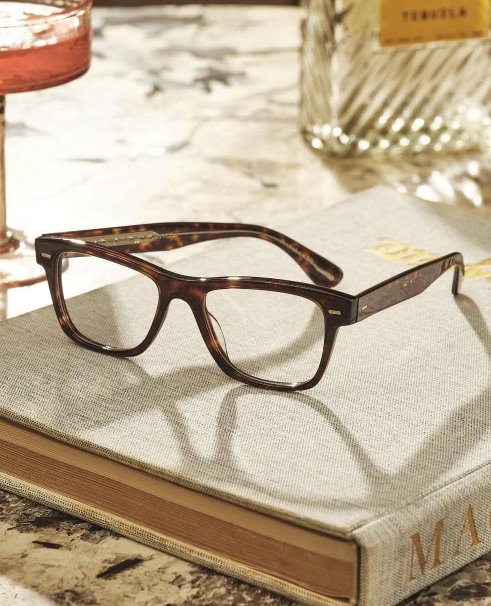 instagram.com:oliverpeoples.jpg, 1. Kacamata Aviator, 2. Kacamata Cat Eye, 3. Kacamata D-Frame, 4. Kacamata Half Frame, 5. Kacamata Keyhole Bridge