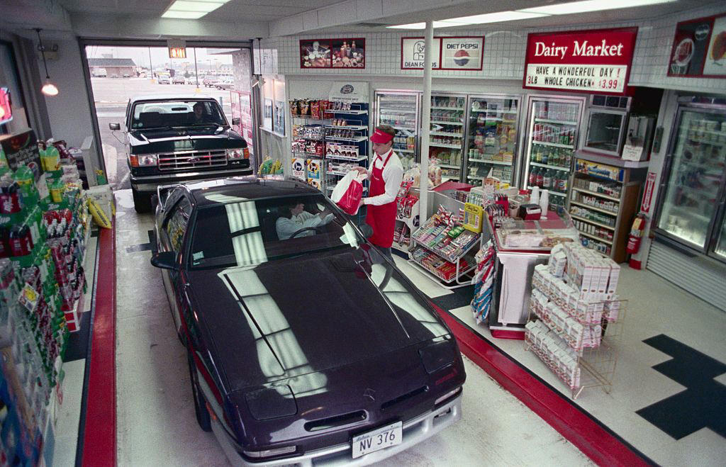 1990: Grocery Shopping Made Easy 1) 1915: General Store for Locals, 3) Circa 1930s: Prices by the Bargain, 6) 1945: Grocery Cart Strollers, 7) Circa 1950: Kroger Expands, 8) Circa 1950s: A Place to Socialize, 10) 1956: The Soda Bar, 11) 1956: A Family Shopping Outing, 12) Circa 1960s: Stores Start Getting Larger, 13) Circa 1960s: The Evolution of the Grocery Bag, 14) Circa 1960s: Don't Forget the Candy, 15) Circa 1960s: Bag it Up, 16) Circa 1960s: Countless Checkout Counters, 17) 1962: The Original Curbside Pickup, 18) 1968: Shopping Carts for the Mid-Century Modern Era, 19) 1968: Underground Markets, 21) 1976: Grand Opening, 22) 1980s: Big-Box is Here to Stay, 23) 1985: The Manhattan Grocery Store, 24) 1995: Kids in the Shopping Cart, 26) Circa 1990s: Don't Forget the CD Section, 27) 1990: Grocery Shopping Made Easy, 28) 1996: Sales! Sales! Sales!
