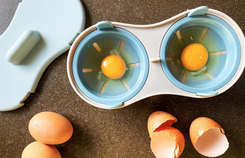 Microwave egg poacher 29. Microwave egg poacher, 28. Garlic crusher, 27. Electric juicer, 26. Meat-shredding claws, 25. Electric egg boiler, 24. Salad spinner, 23. Yolk separator, 22. Burger press, 21. Hot dog maker, 20. Electric can opener, 19. Avocado keepers, 18. Yogurt maker, 17. Herb keeper, 16. Mandoline slicer, 15. Breakfast sandwich maker, 14. Whipped cream dispenser, 13. Herb scissors, 12. Spiralizer, 11. Strawberry huller, 10. Fancy cocktail set, 9. Electric kitchen knife, 8. Bacon press, 7. Popcorn maker, 6. Electric salt and pepper grinders, 5. Cupcake/muffin maker, 4. Carrot sharpener, 3. Melon baller, 2. Pizza scissors