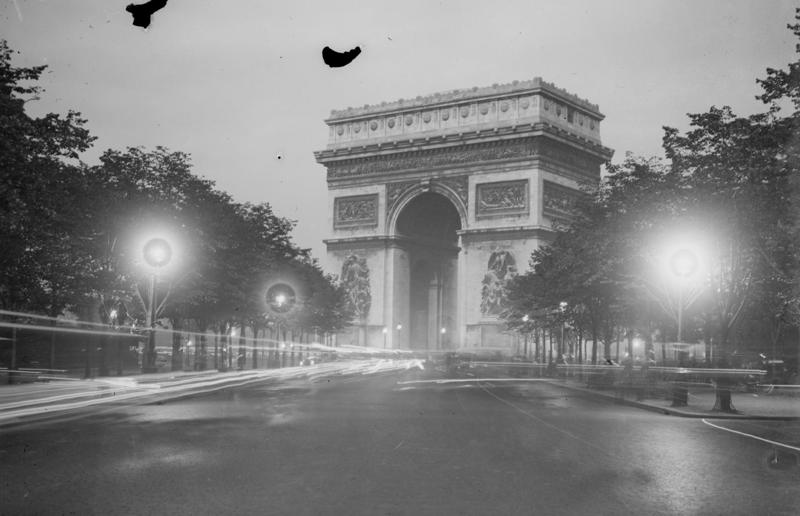 Incredible attractions and how they’ve changed, Arc de Triomphe, Paris, France, Hollywood sign, Los Angeles, California, USA, Times Square, New York City, New York, USA, Eiffel Tower, Paris, France, Taj Mahal, Agra, India, Colosseum, Rome, Italy, Great Sphinx of Giza, Egypt, Brandenburg Gate, Berlin, Germany, Stonehenge, Salisbury, England, UK, Chichen Itza, Yucatan, Mexico, Duomo, Milan, Italy, Tower Bridge, London, England, UK, Acropolis, Athens, Greece, Statue of Liberty, New York City, New York, USA, Houses of Parliament, London, England, UK, Washington Monument, Washington DC, USA, Giant’s Causeway, Co. Antrim, Northern Ireland, UK, Niagara Falls, Ontario, Canada, Forbidden City, Beijing, China, Hagia Sophia, Istanbul, Turkey, Table Mountain, Cape Town, South Africa, Machu Picchu, near Cusco, Peru, Neuschwanstein Castle, near Fussen, Germany, Angkor Wat, Siem Reap, Cambodia, Sagrada Familia, Barcelona, Spain, Grand Palace, Bangkok, Thailand, Circular Quay, Sydney, Australia, Copacabana, Brazil, Senbon Torii, Kyoto, Japan