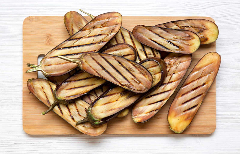 Cut carbs but keep the taste, Swap oven French fries for courgettes, Have a handful of Parmesan chips, Lettuce wraps for lunch, Use cucumber slices as mini blinis, Enjoy red bell pepper buns, Swap potato wedges for celery root, Cauliflower rice, Swap noodles for spiralised turnip, Cut the carbs with an ultra-thin pizza base, Roast parsnips instead of potatoes, Swap breadsticks for apple slices, Water with a twist, Swap a couple of biscuits for a handful of almonds, Switch a sandwich for skewers, Swap apple crumble for baked apple, Switch normal toast for sweet potato toast, Bring on the butternut spaghetti, Mashed potato alternative: cauliflower, Mashed potato alternative: carrot, Mashed potato alternative: parsnip, Mushrooms are your low-carb hero #1, Mushrooms are your low-carb hero #3, Mushrooms are your low-carb hero #2, Use aubergine slices in place of lasagne sheets