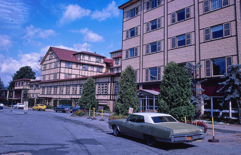No vacancies, Grossinger’s Catskill Resort Hotel, Liberty, New York, Coco Palms Resort, Kauai, Hawaii, Overlook Mountain House, Woodstock, New York, Lee Plaza, Detroit, Michigan, Arne’s Royal Hawaiian Motel, Baker, California, Sunrise Resort, East Haddam, Connecticut, The Ambassador Hotel, Jacksonville, Florida, Wheaton and Hollis Hotel, Bodie, California, The Baker Hotel, Mineral Wells, Texas, Western Hotel, Las Vegas, Nevada, JK Wells, Garnet, Montana