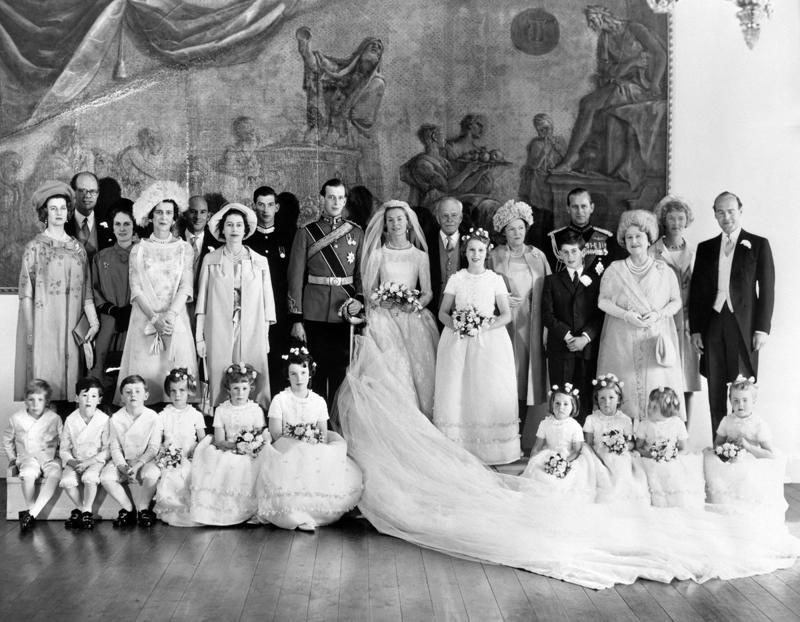 13) 1961