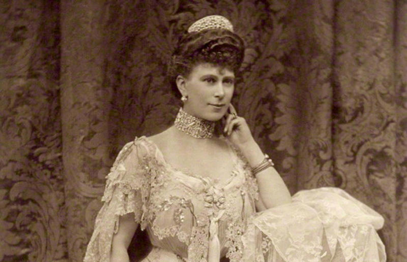 The British royal family How did the conflict affect the ultra-wealthy?, The British royal family, The Mountbattens, The Astors, Osman Ali Khan, Nizam of Hyderabad, The Rockefellers, The Morgans, Henry Ford and family, J. Paul Getty, The Rothschilds